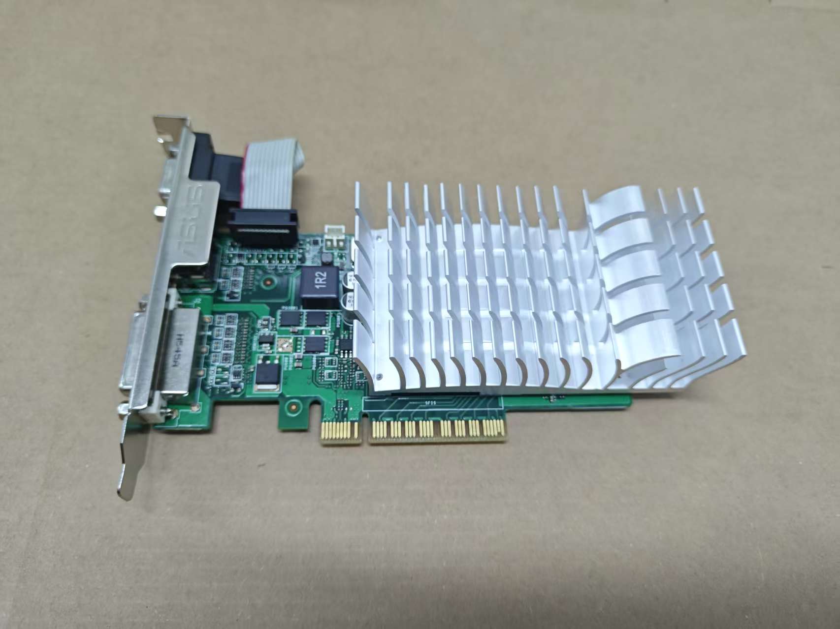 Tarjeta gráfica ASUS GT720 2GD - Pc Gaming Nvidia reseña y precio